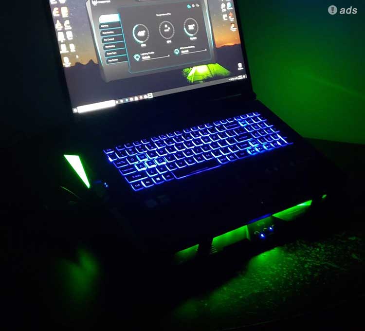 IETS GT300 laptop cooling pad 4500rpm dual blowers